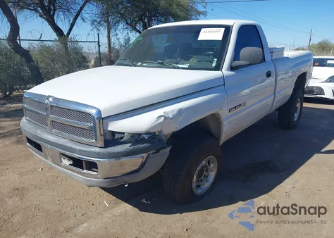 2001 Dodge Ram 2500 St z USA, uszkodzony, nr VIN 3B7KF26ZX1M537837